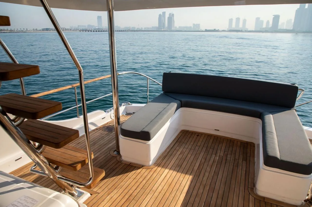Babbar — Luxury flybridge